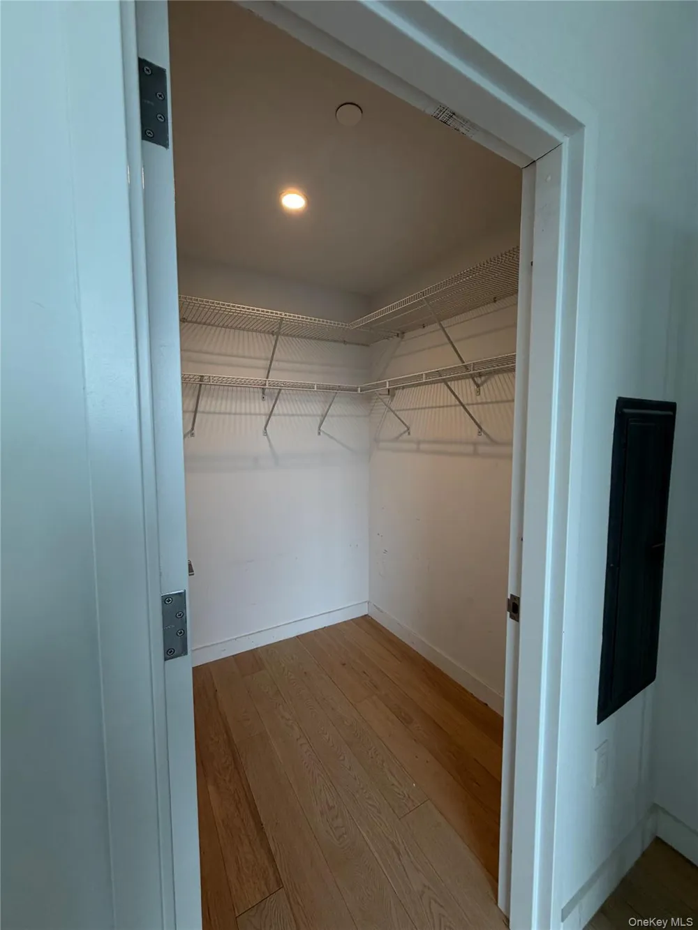 131-01 40th Road #PH2P Flushing, NY 11354