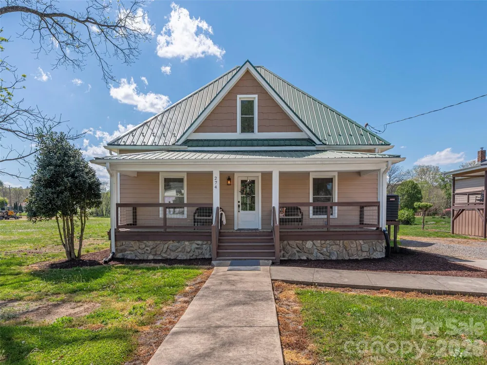 274 Charles Street Clyde, NC 28721