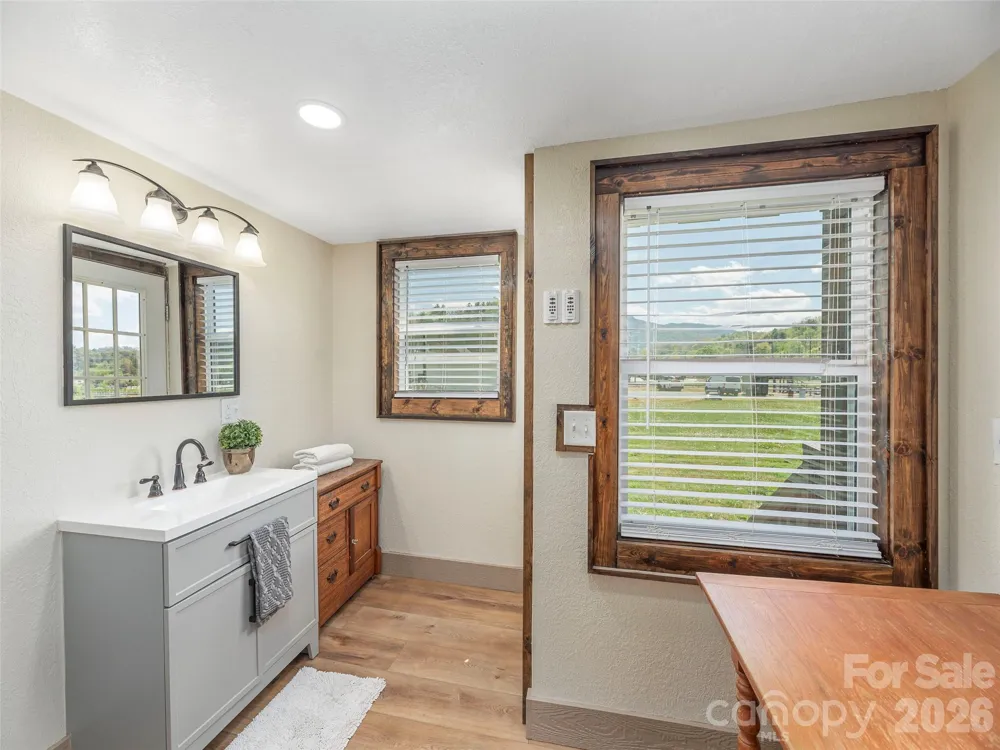 274 Charles Street Clyde, NC 28721