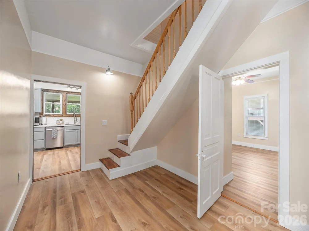 274 Charles Street Clyde, NC 28721