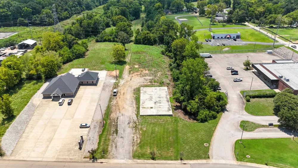 665 WATER ST Savannah, TN 38372