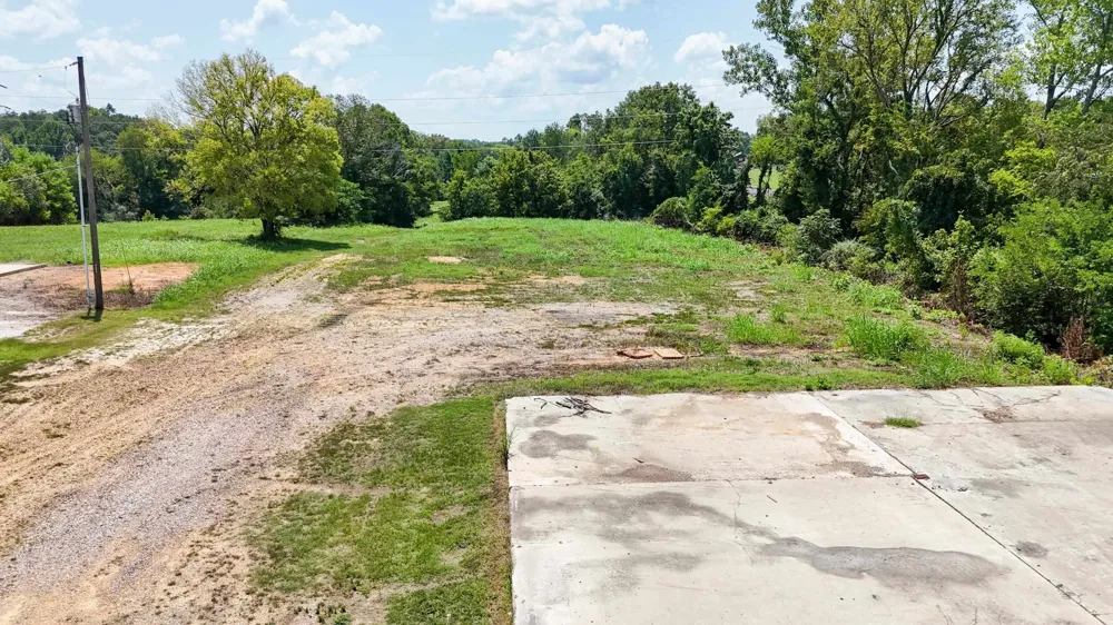 665 WATER ST Savannah, TN 38372