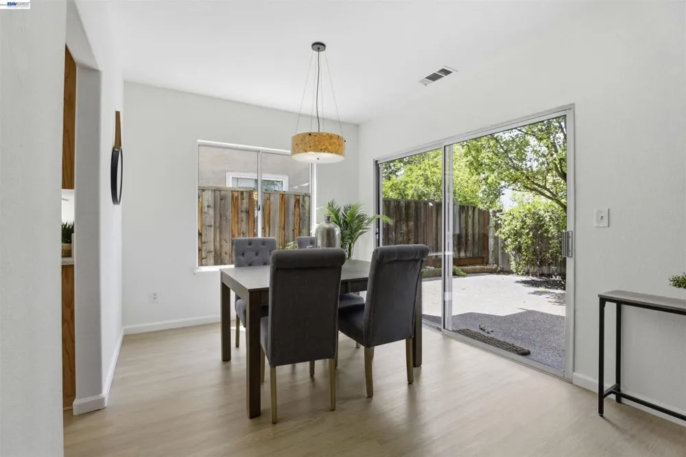 4161 Garibaldi Pl Pleasanton, CA 94566