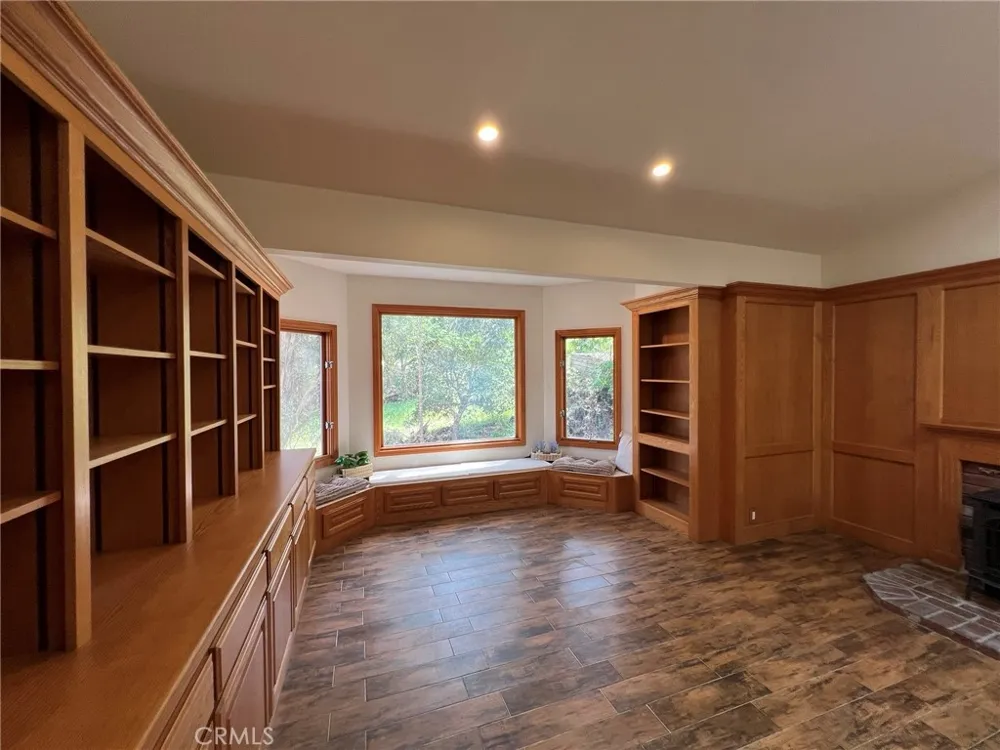 1980 Spencer Cambria, CA 93428