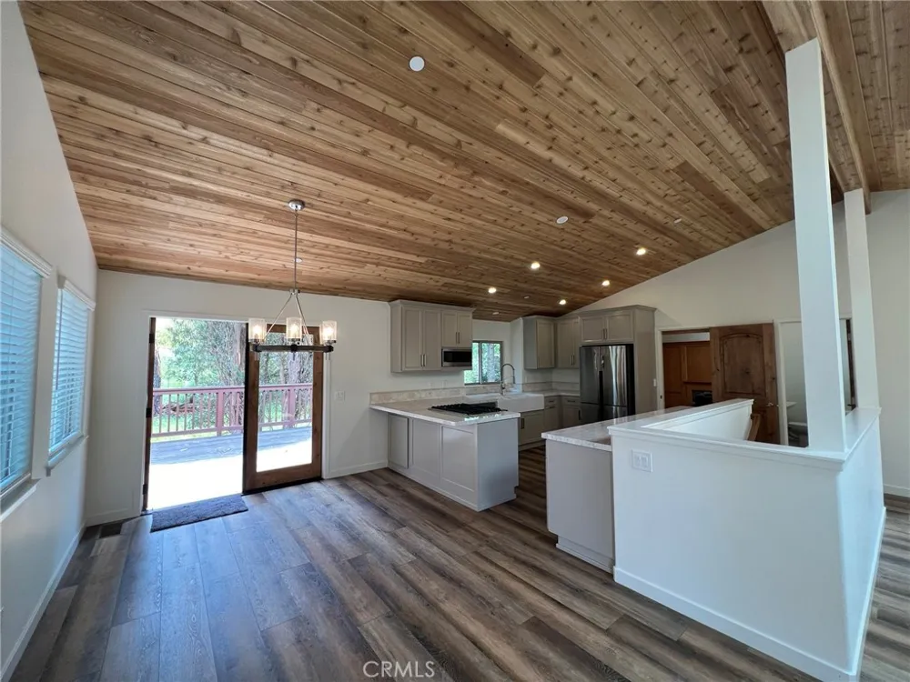 1980 Spencer Cambria, CA 93428