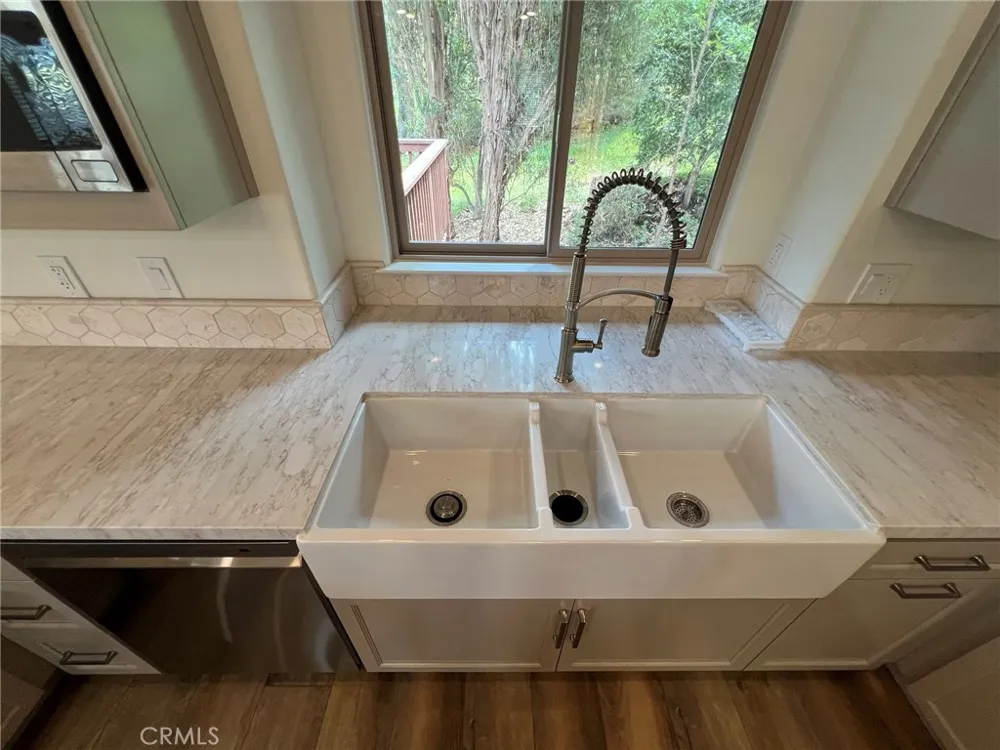 1980 Spencer Cambria, CA 93428