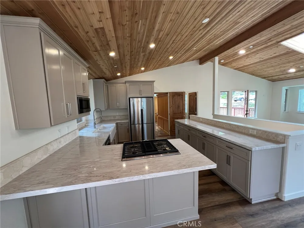 1980 Spencer Cambria, CA 93428
