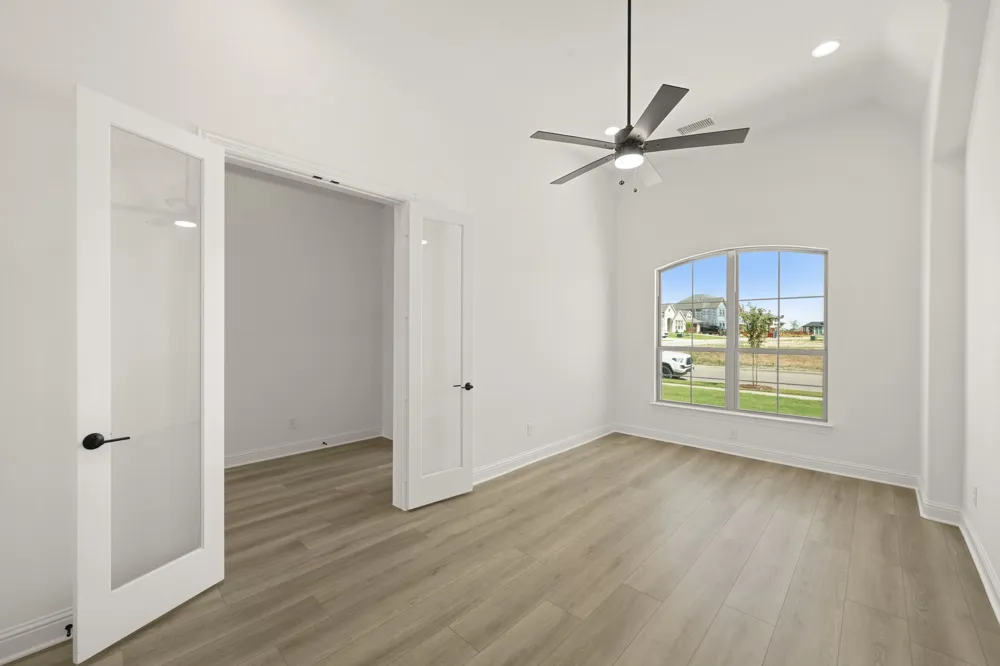 2608 Alyssa Street Burleson, TX 76028