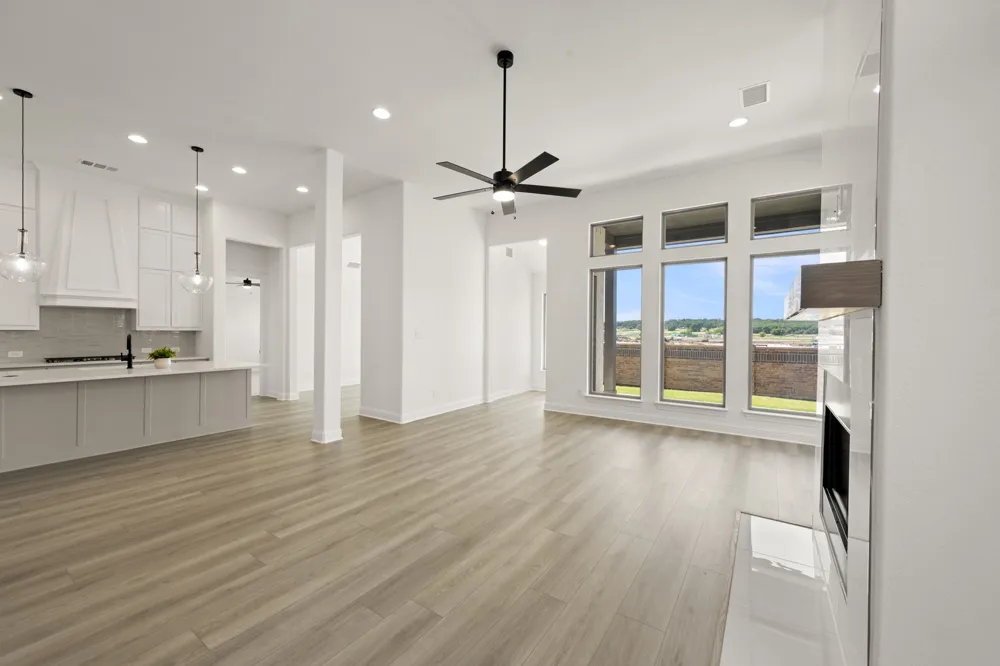 2608 Alyssa Street Burleson, TX 76028