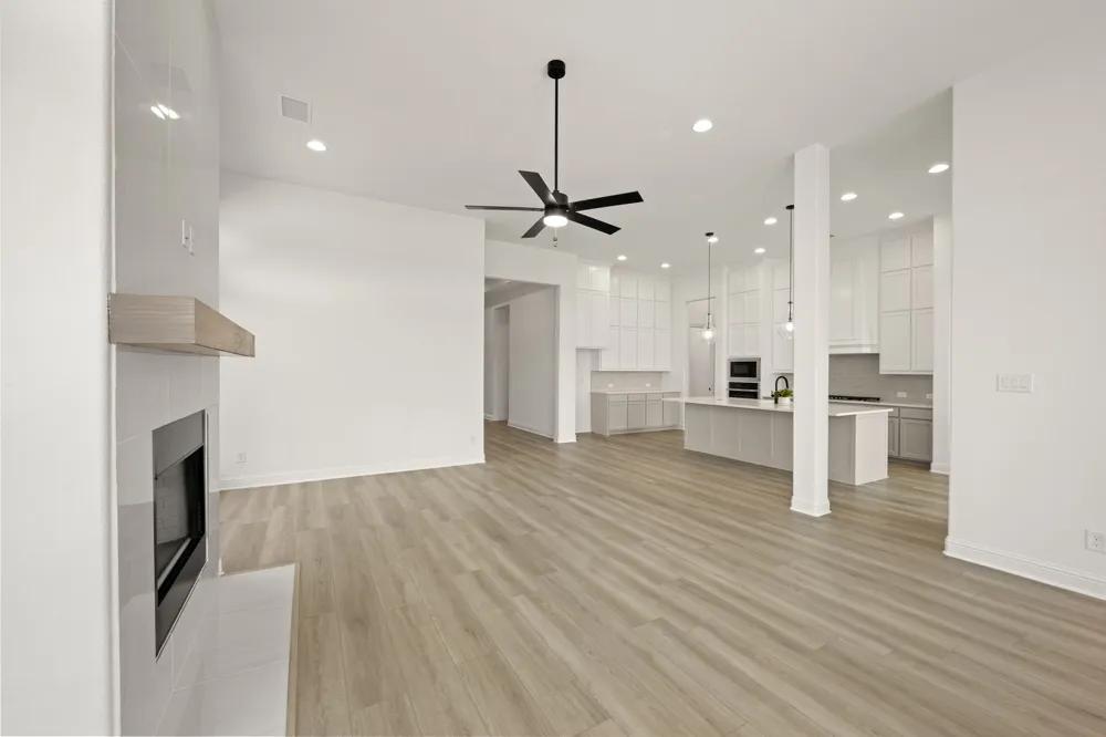 2608 Alyssa Street Burleson, TX 76028