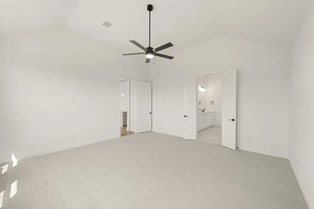 2608 Alyssa Street Burleson, TX 76028