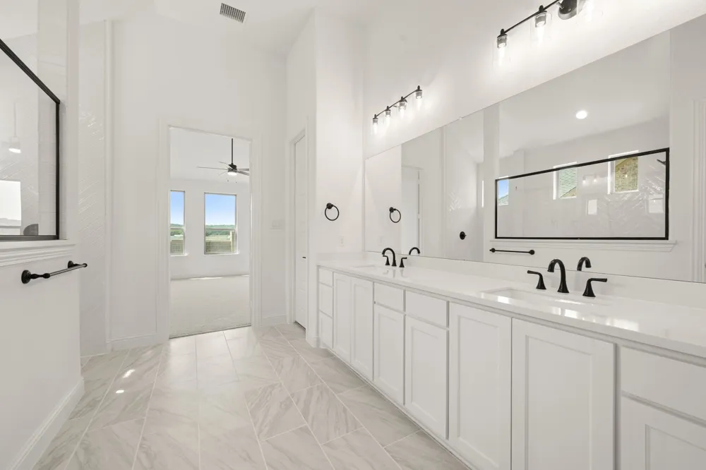 2608 Alyssa Street Burleson, TX 76028