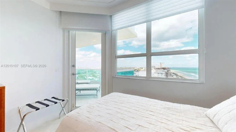 5025 Collins Ave #2206 Miami Beach, FL 33140