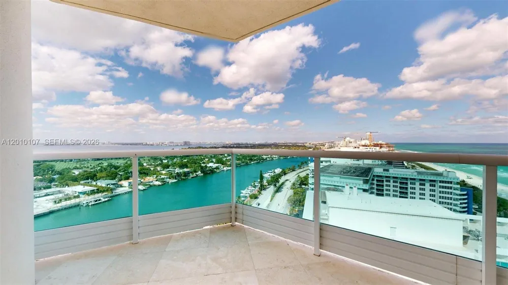 5025 Collins Ave #2206 Miami Beach, FL 33140