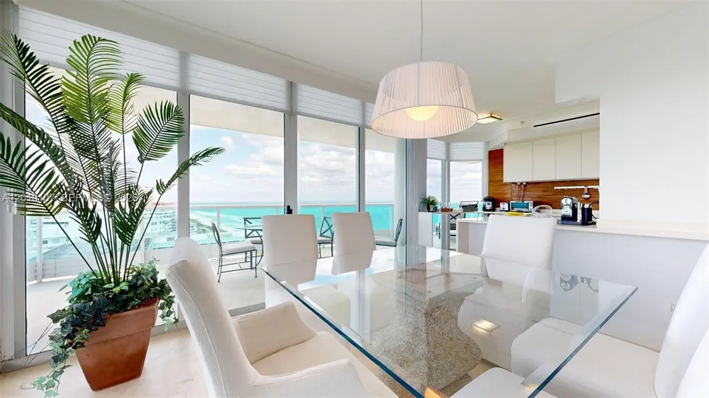 5025 Collins Ave #2206 Miami Beach, FL 33140