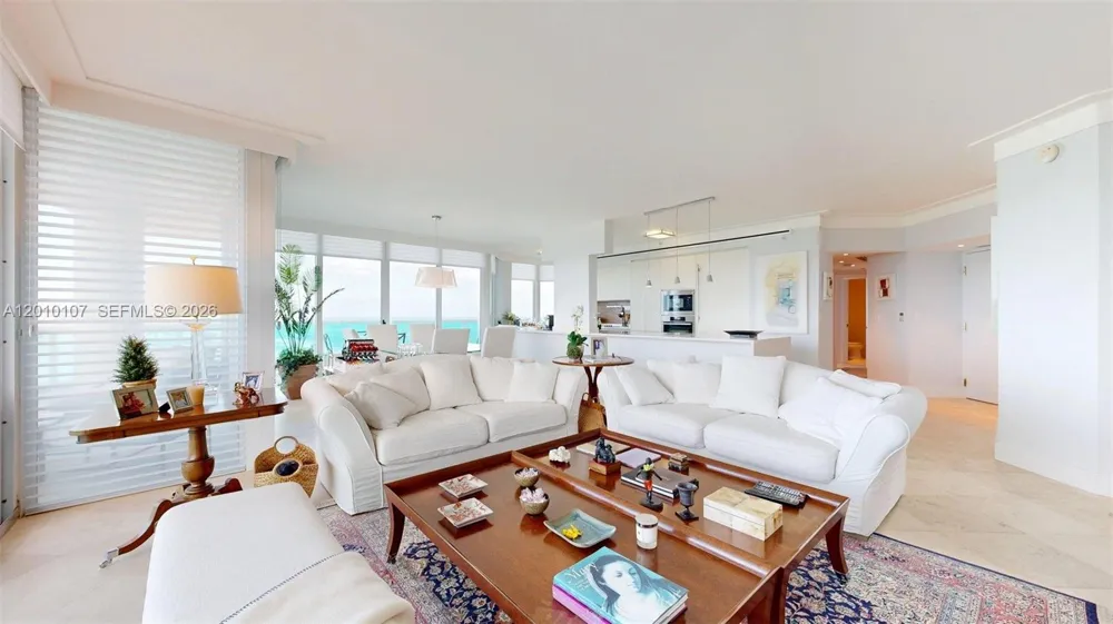 5025 Collins Ave #2206 Miami Beach, FL 33140