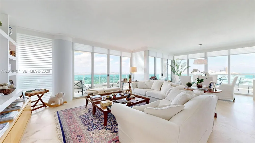 5025 Collins Ave #2206 Miami Beach, FL 33140