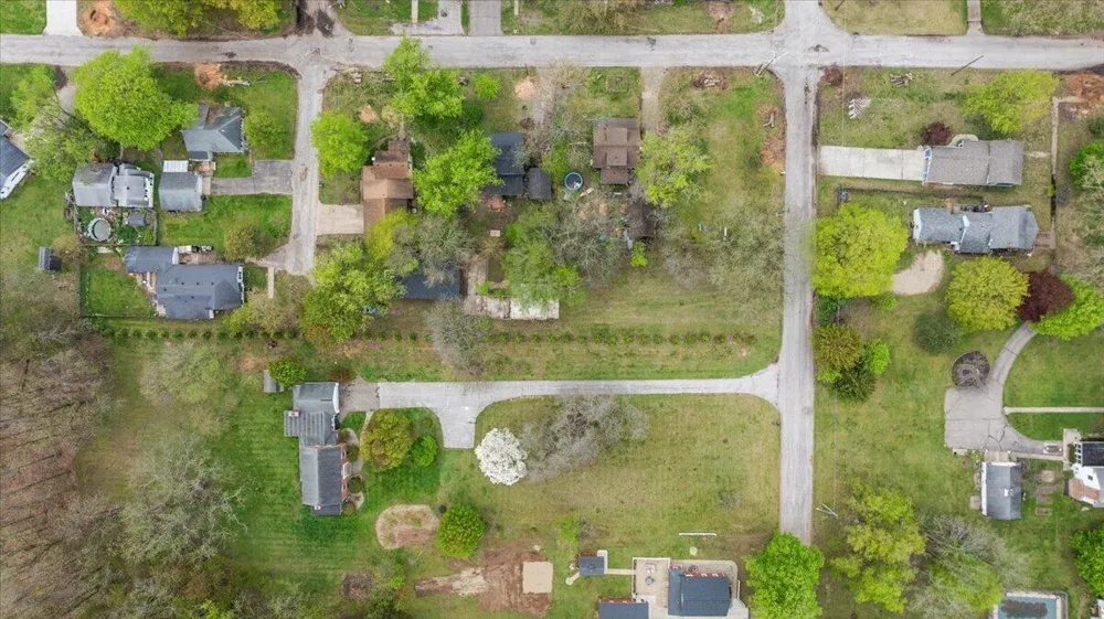 47 Wayne Street Allegan City, MI 49010