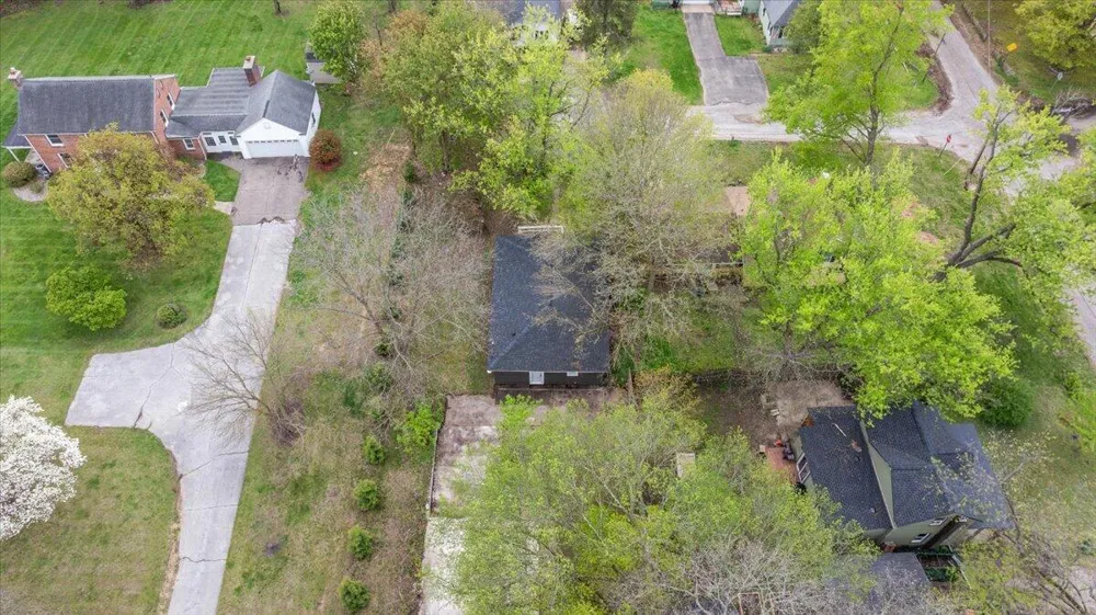 47 Wayne Street Allegan City, MI 49010