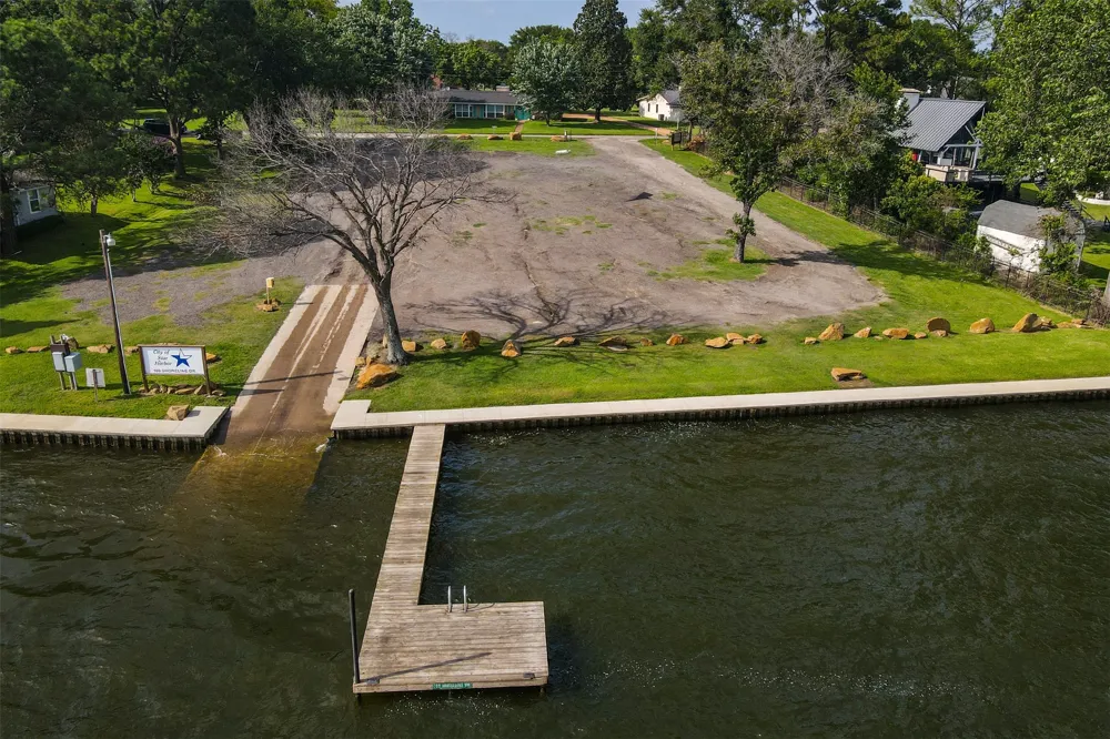 30 Rainbow Drive Star Harbor, TX 75148