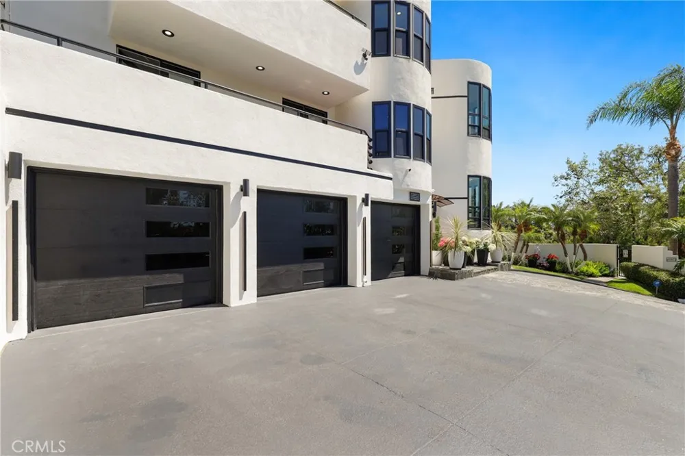 12912 View Ridge Drive Santa Ana, CA 92705