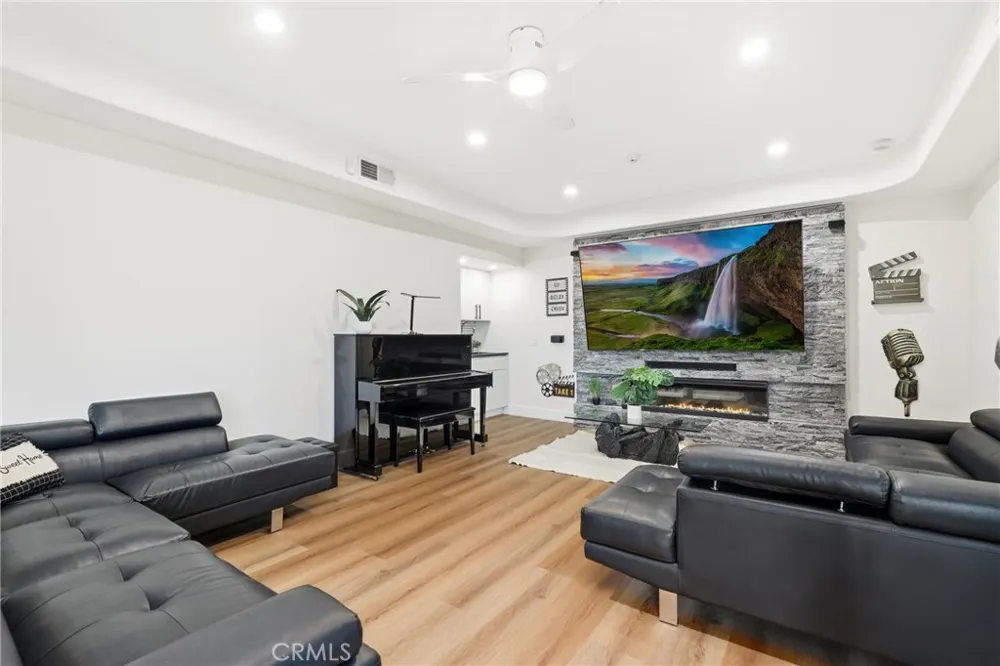12912 View Ridge Drive Santa Ana, CA 92705