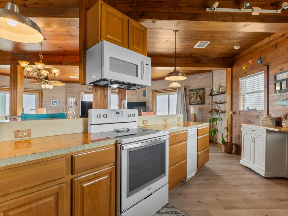 2258 County Road 230 Sargent, TX 77414