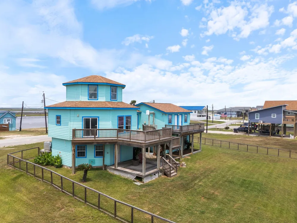 2258 County Road 230 Sargent, TX 77414