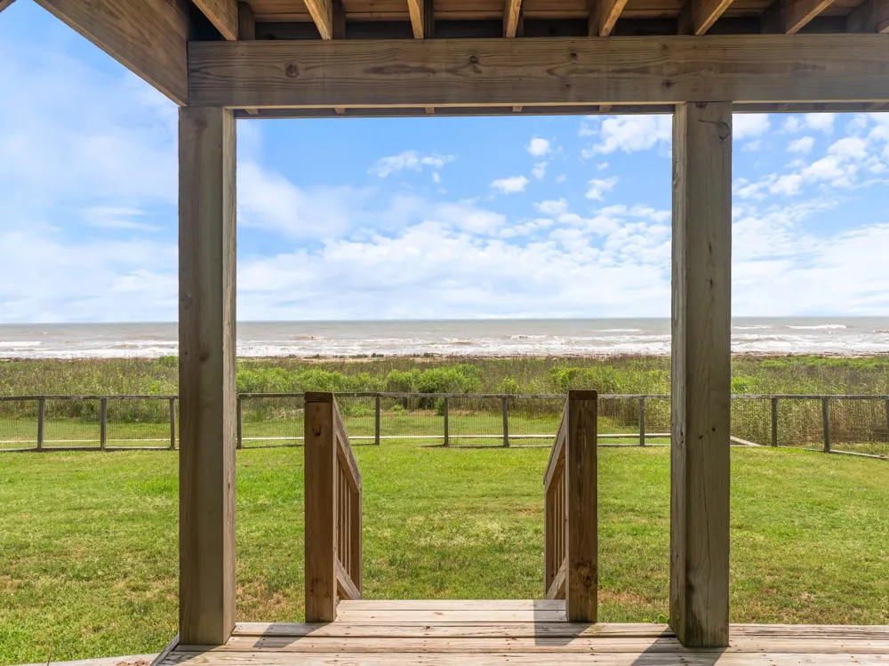 2258 County Road 230 Sargent, TX 77414