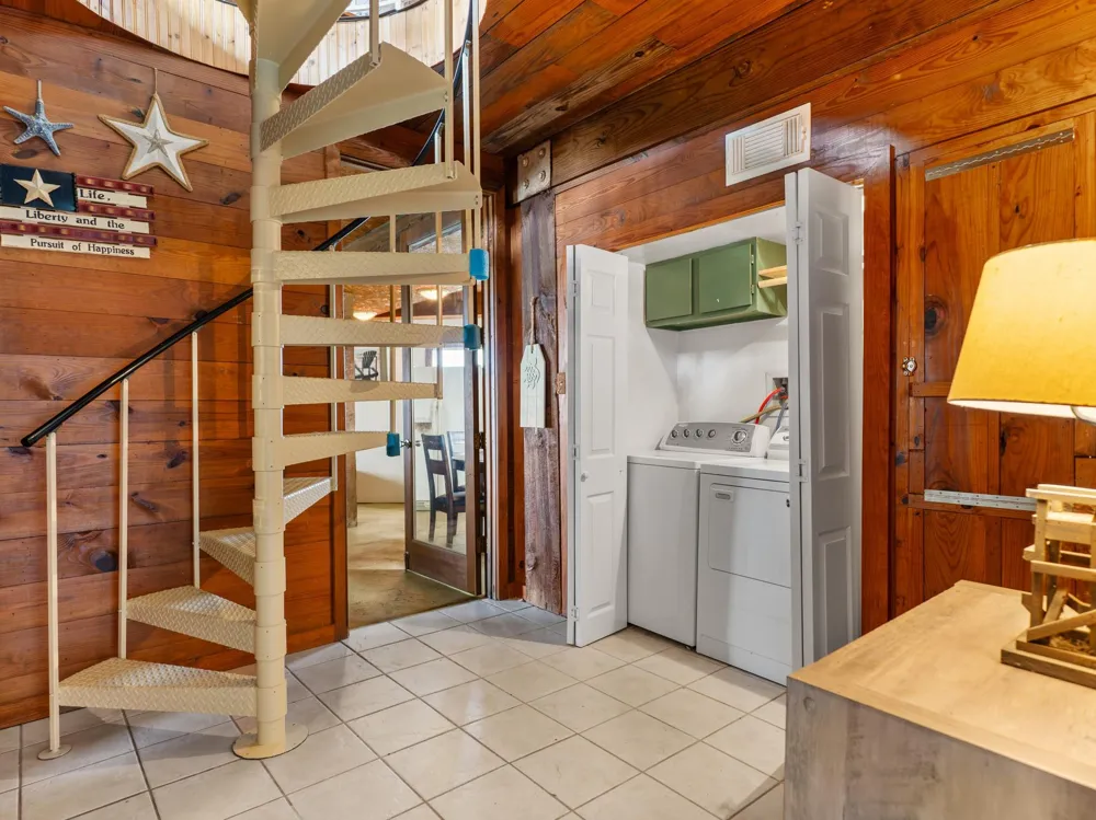 2258 County Road 230 Sargent, TX 77414
