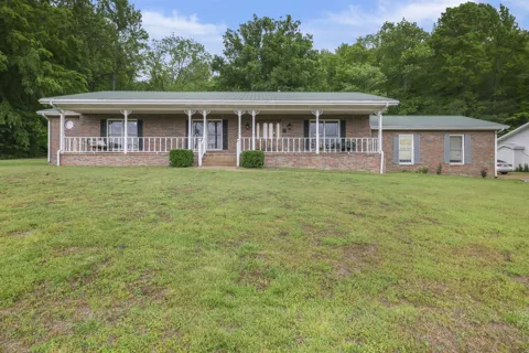 6268 Highway 100 W