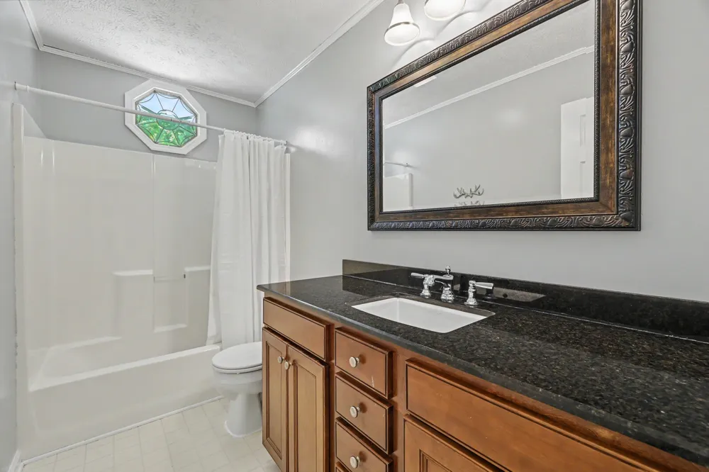 6268 Highway 100 W Centerville, TN 37033