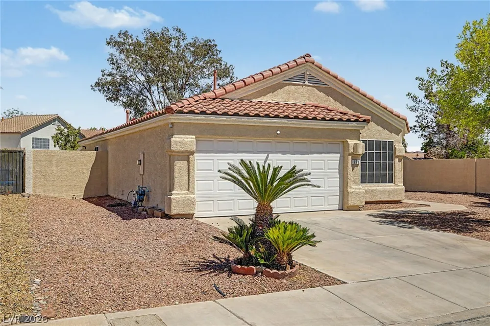 998 Trackers Glen Avenue Henderson, NV 89015