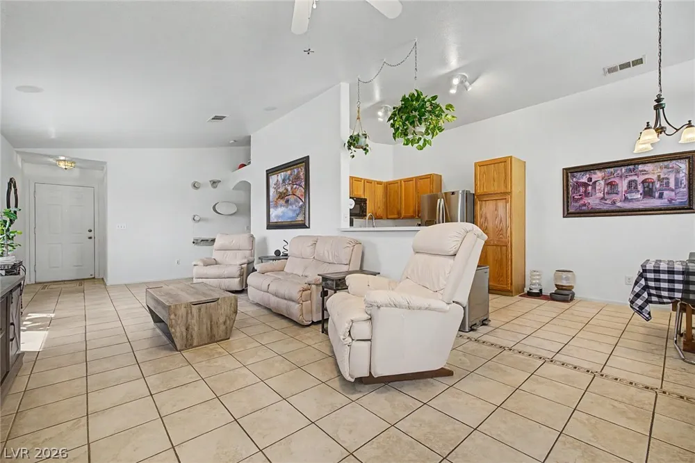 998 Trackers Glen Avenue Henderson, NV 89015