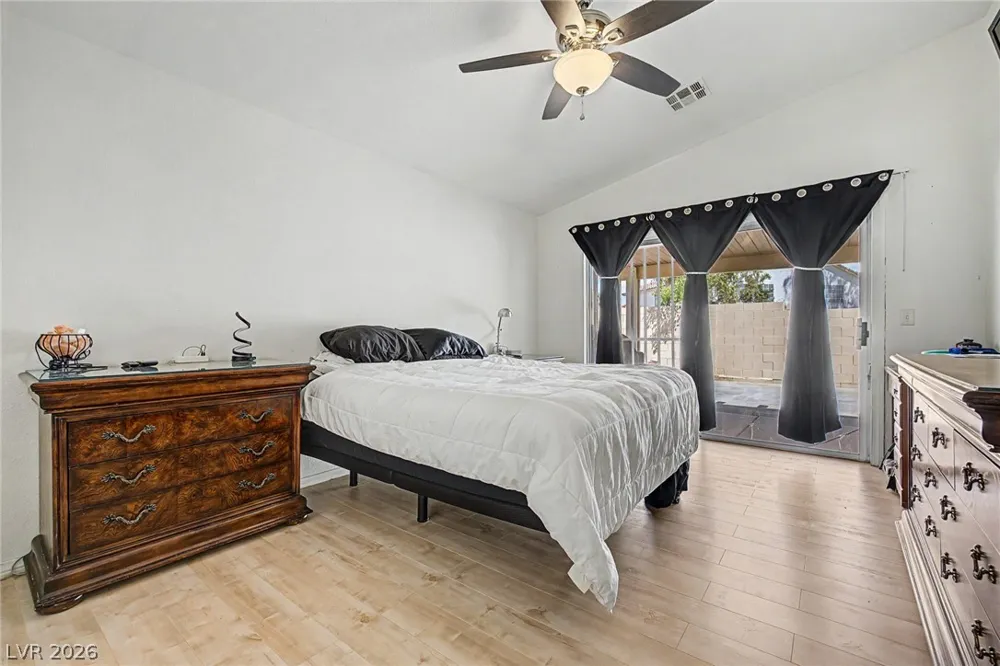998 Trackers Glen Avenue Henderson, NV 89015