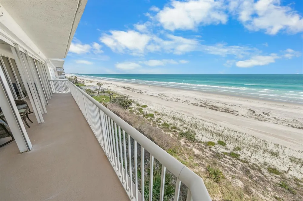 4767 S ATLANTIC AVENUE #402 Ponce Inlet, FL 32127