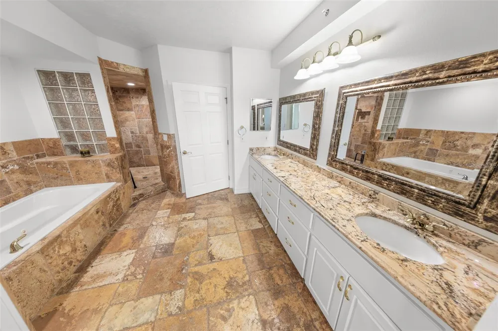 4767 S ATLANTIC AVENUE #402 Ponce Inlet, FL 32127
