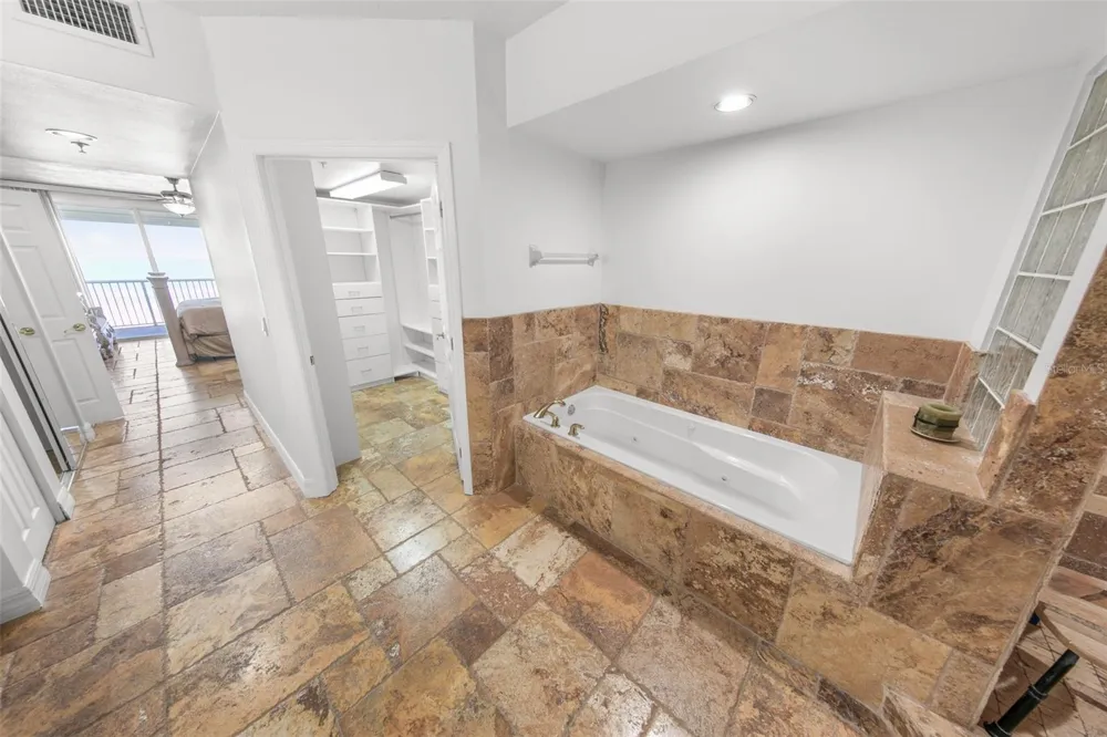 4767 S ATLANTIC AVENUE #402 Ponce Inlet, FL 32127