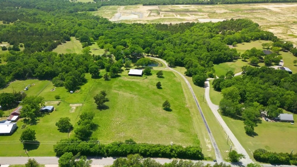 1499 Harrell Road Howe, TX 75459