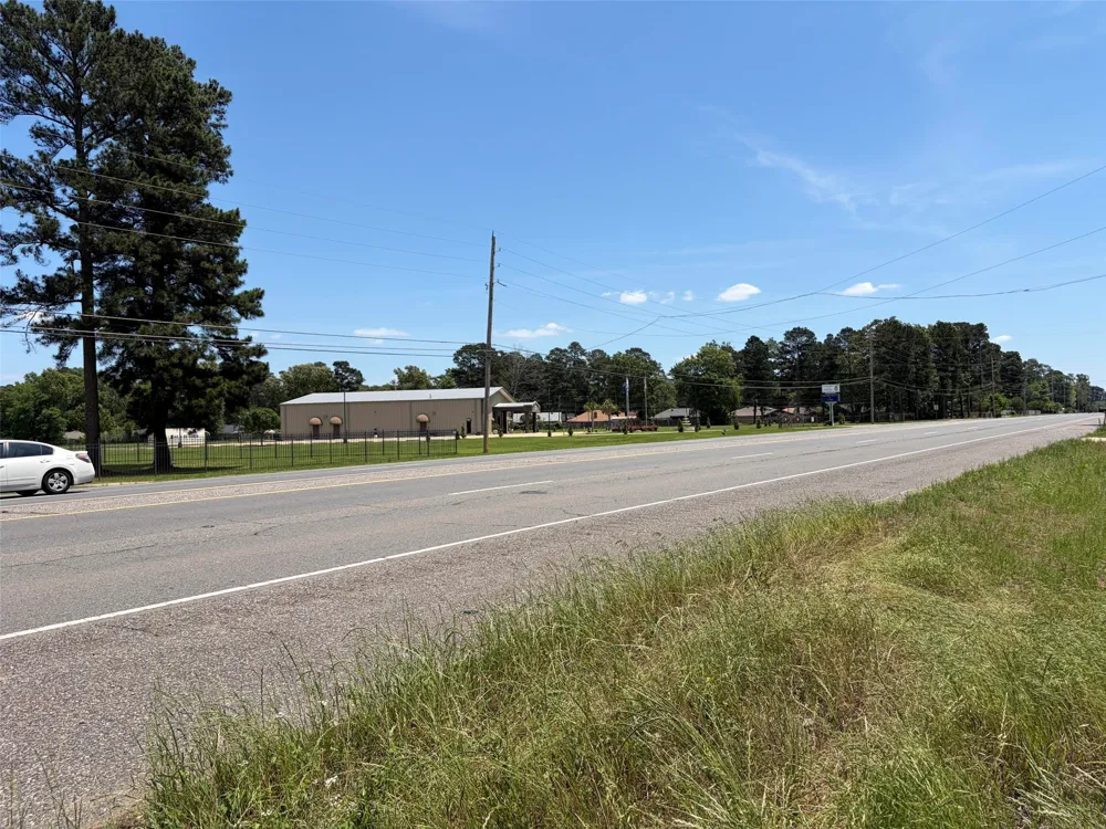 5221 Market Street Blanchard, LA 71107