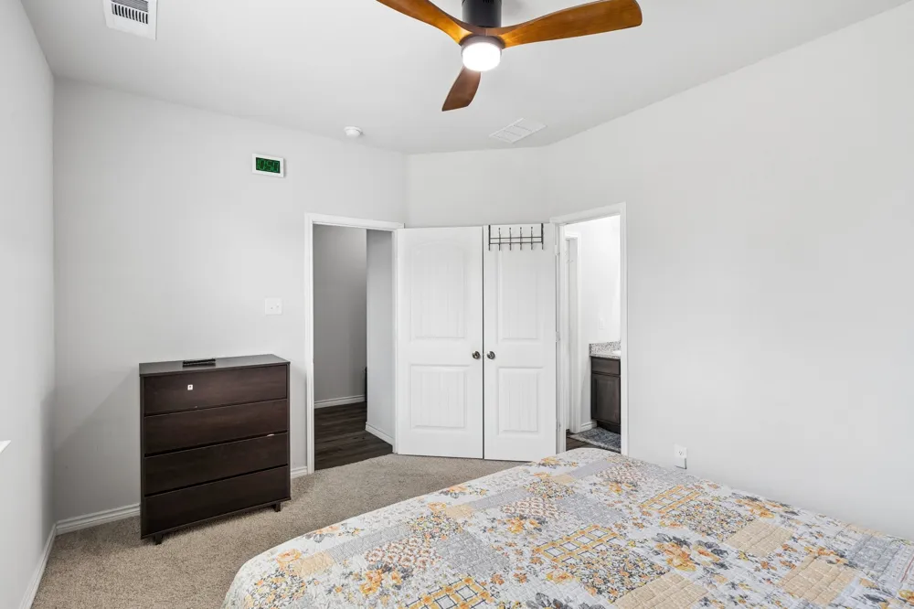 5725 Willamette Drive Fort Worth, TX 76119