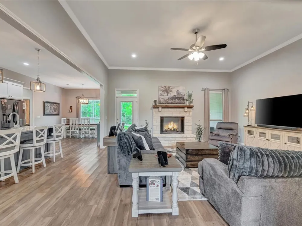 111 Rustic Pines Drive Lufkin, TX 75904
