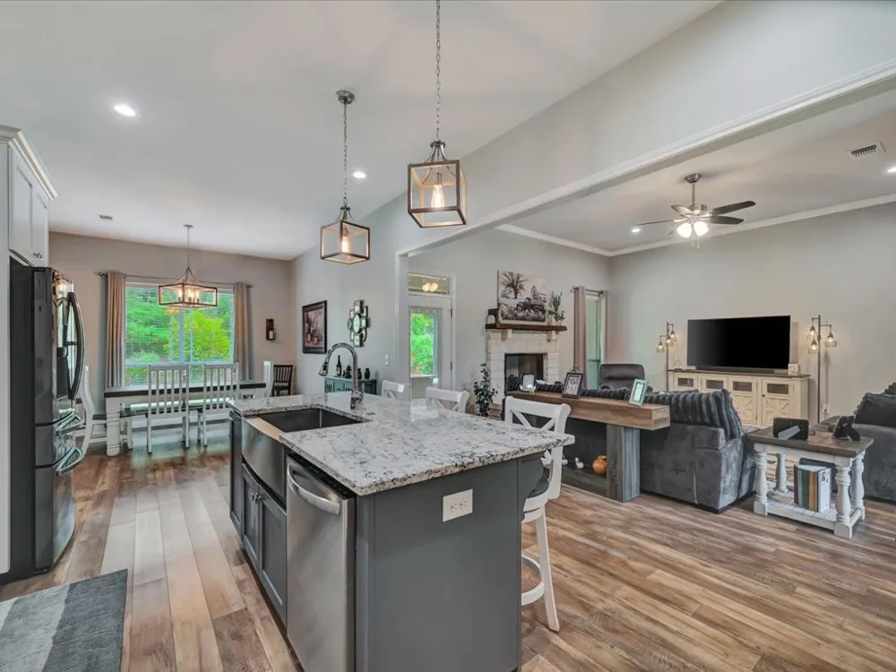 111 Rustic Pines Drive Lufkin, TX 75904
