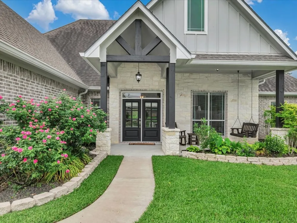111 Rustic Pines Drive Lufkin, TX 75904