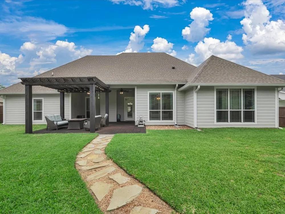 111 Rustic Pines Drive Lufkin, TX 75904