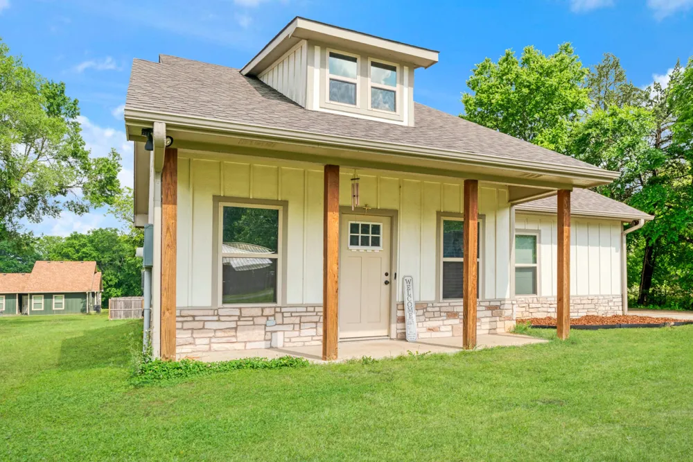 675 High Street Blossom, TX 75416