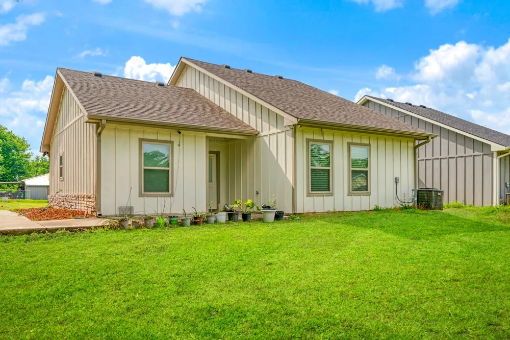 675 High Street Blossom, TX 75416