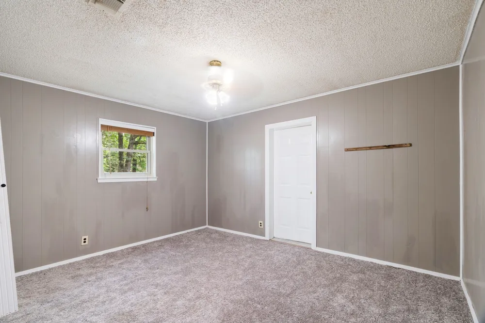 9157 HWY 271 Powderly, TX 75473