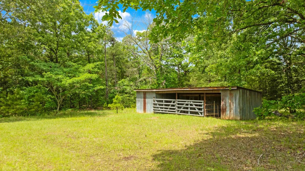 9157 HWY 271 Powderly, TX 75473