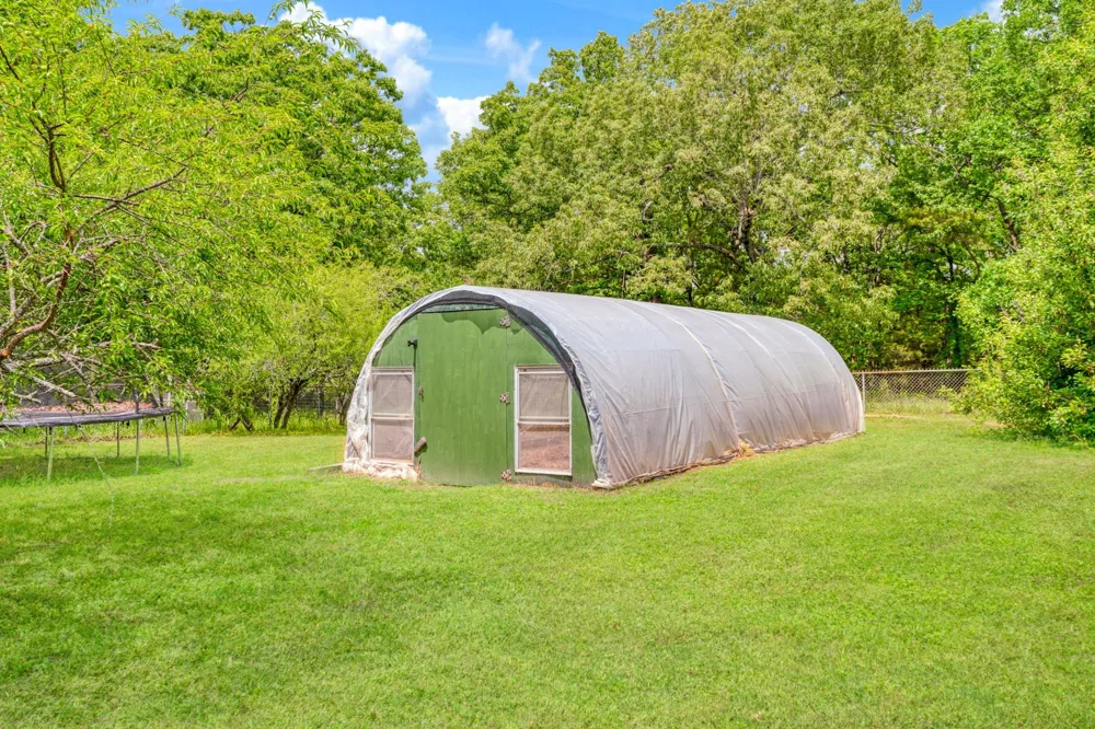 9157 HWY 271 Powderly, TX 75473